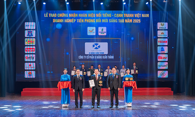 Xi Măng Xuân Thành tiếp tục được vinh danh Top 10 Nhãn hiệu nổi tiếng Việt Nam năm 2025 